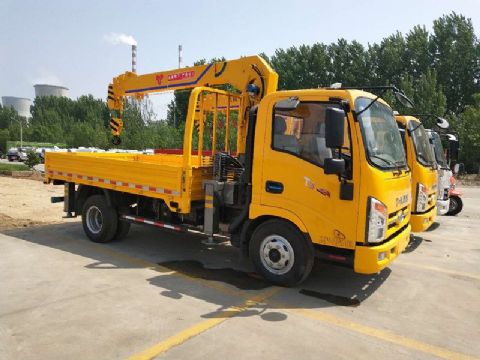 點(diǎn)擊查看詳細(xì)信息<br>標(biāo)題：4噸唐駿隨車吊 閱讀次數(shù)：1786