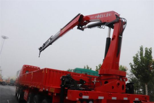 點擊查看詳細(xì)信息<br>標(biāo)題：SQ5S3  5噸折疊臂 閱讀次數(shù)：2900